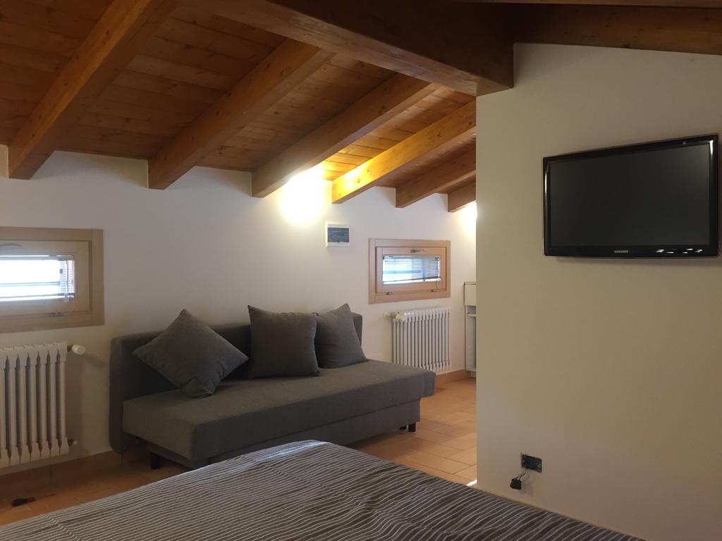 San Donnino della Nizzola B&B Nido Sui Laghi المظهر الخارجي الصورة